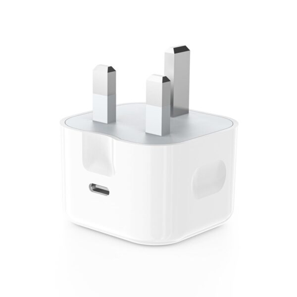 PANTHER FORCE STRAIGHT PIN 20W PLUG WITH USB-C & USB-A - Image 4